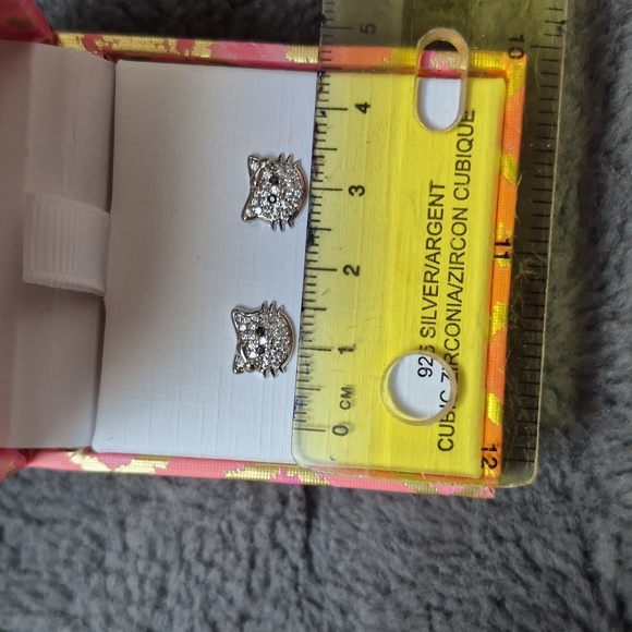 Rachel Zoe Sterling Silver Cat Earrings! NIB! - Picture 10 of 11